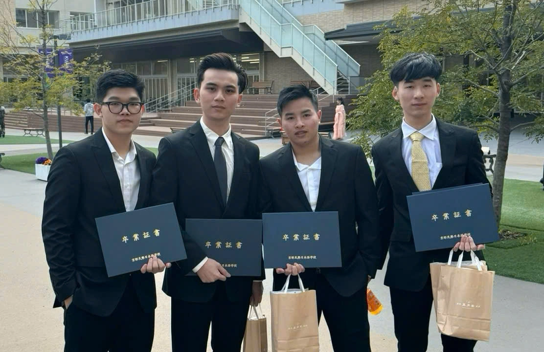 NHÓM CỰU HS TRƯỜNG CẤP 3 HUỲNH TẤT PHÁT