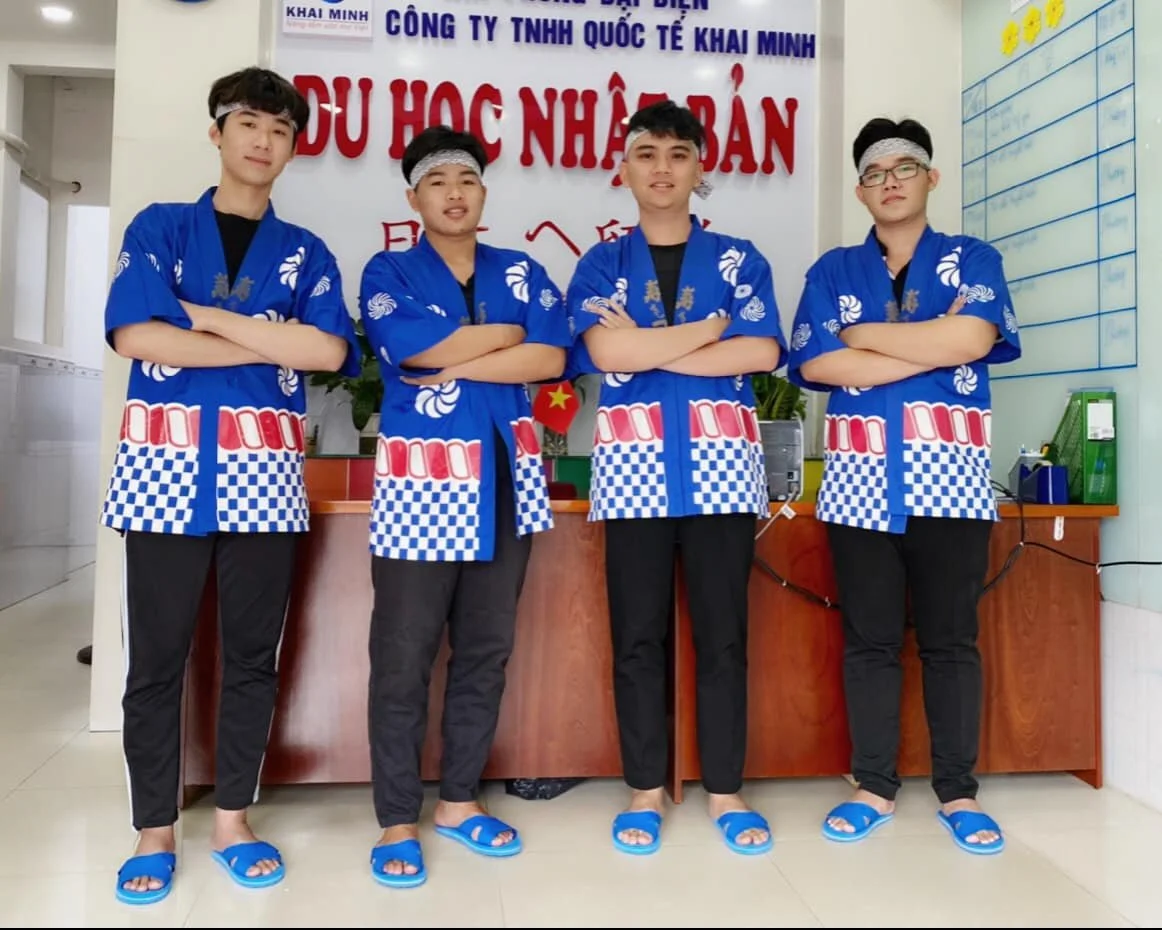 TUYỂN DỤNG TRƯỞNG NHÓM TƯ VẤN